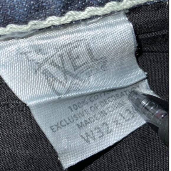 T.K. Axel Jeans Mens 32X34 Straight Leg Stonewash Whiskers Button Pockets Denim - Picture 9 of 10